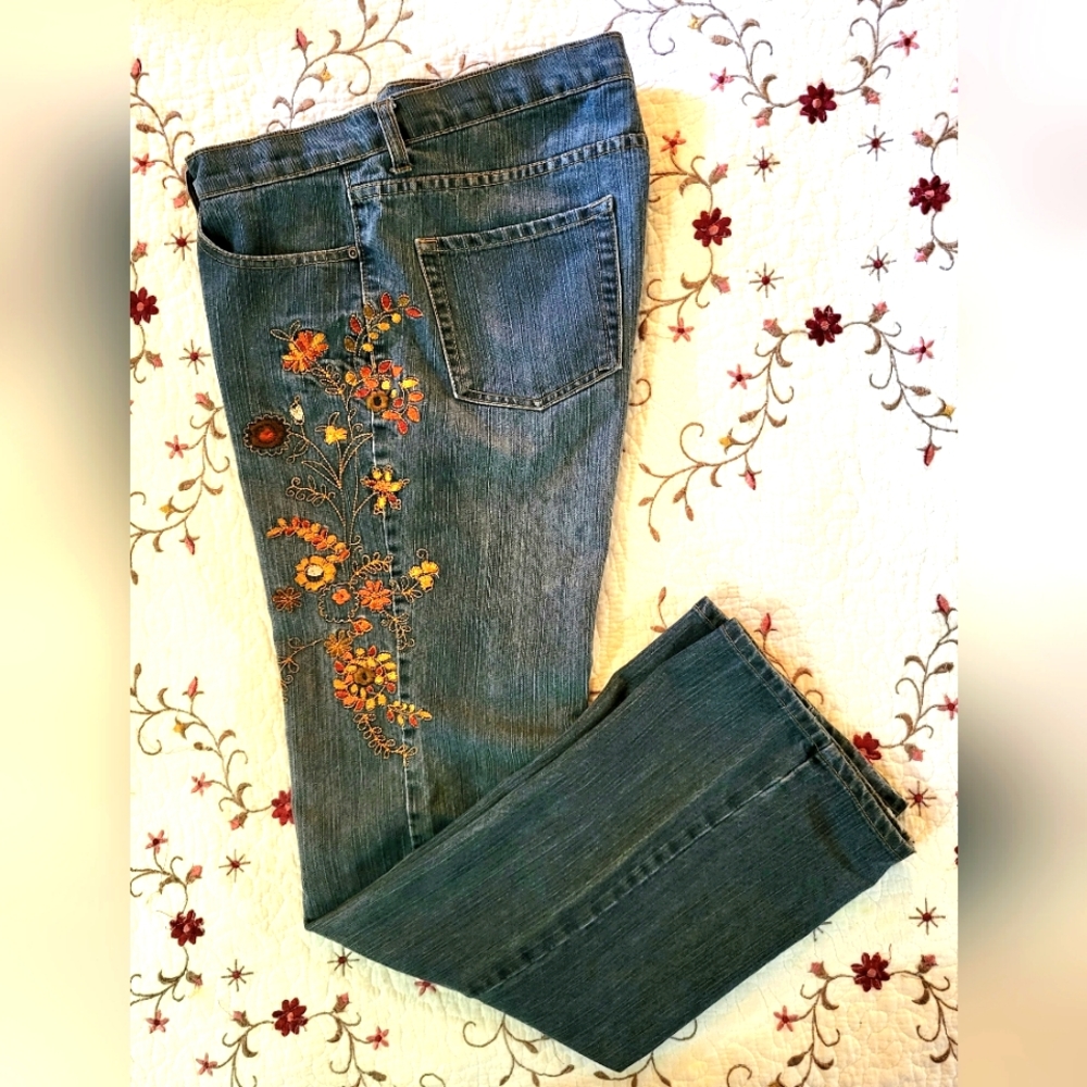 80's Embroidered Floral Jeans